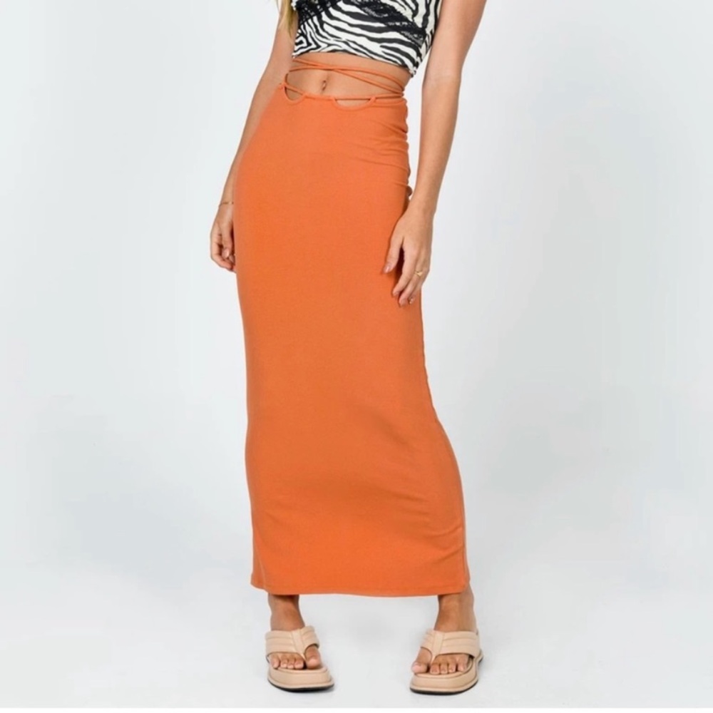 Princess Polly orange maxi skirt. Size 6